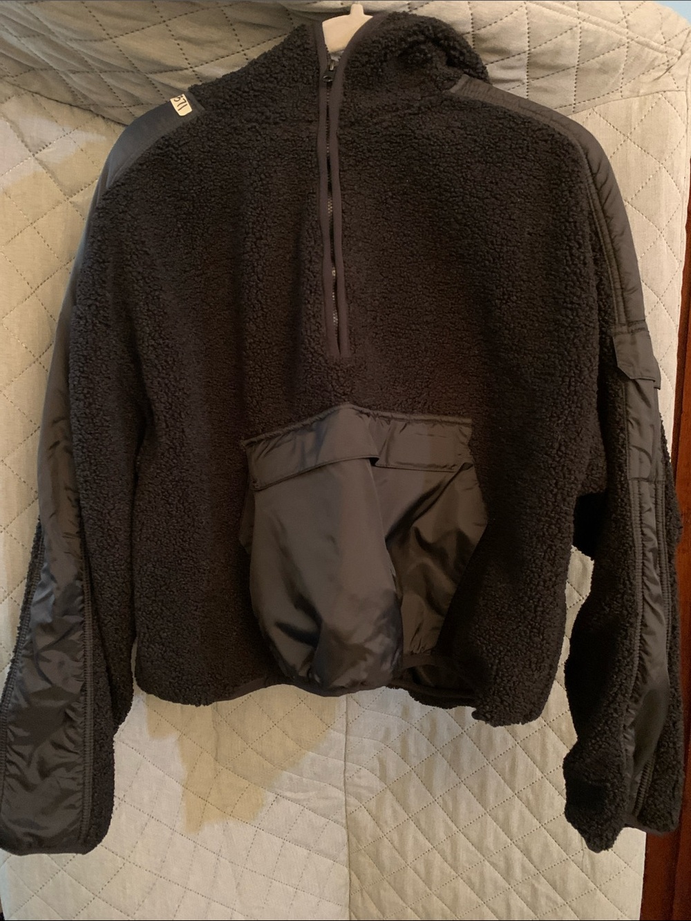 #113 Ardene Black Teddy Sherpa Pullover with Front Pocket